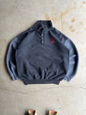 Vintage 90s Nike Air Black/Grey Pullover Sweatshirt with Red Logo